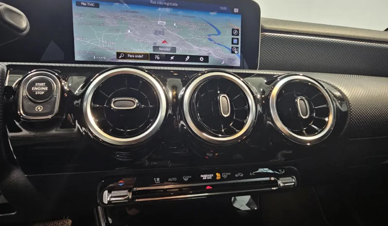 
								Mercedes-Benz CLA 180 full									