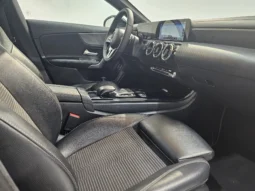 
										Mercedes-Benz CLA 180 full									