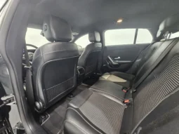 
										Mercedes-Benz CLA 180 full									