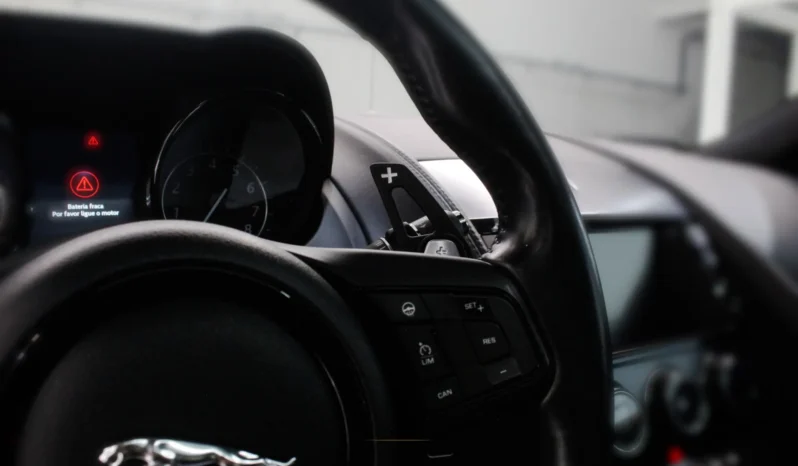 
								Jaguar F-Type full									