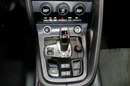 
										Jaguar F-Type full									