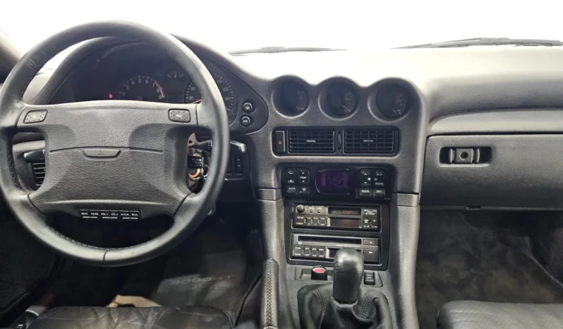 
								Mitsubishi 3000 GT full									