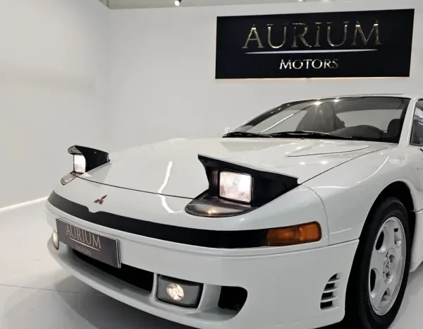 
								Mitsubishi 3000 GT full									