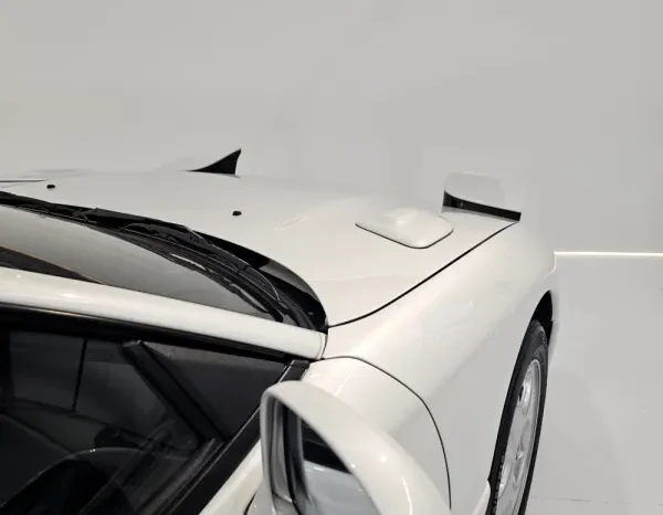 
								Mitsubishi 3000 GT full									