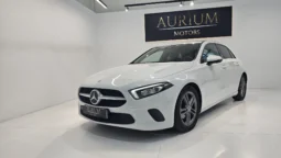 
										Mercedes-Benz A 180 full									