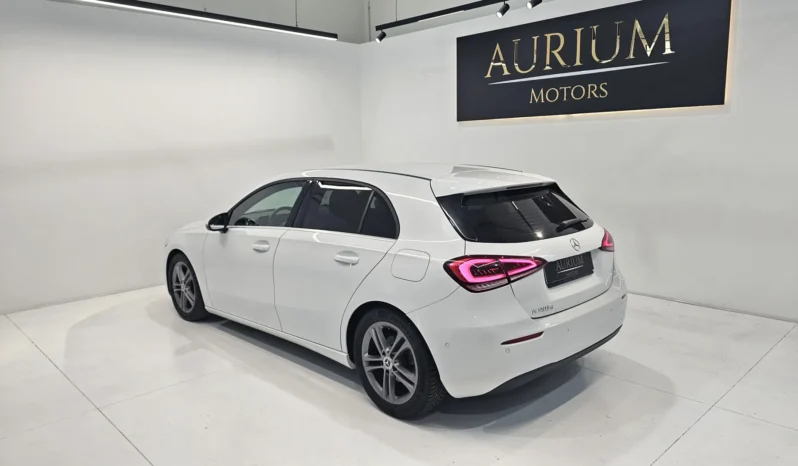 
								Mercedes-Benz A 180 full									
