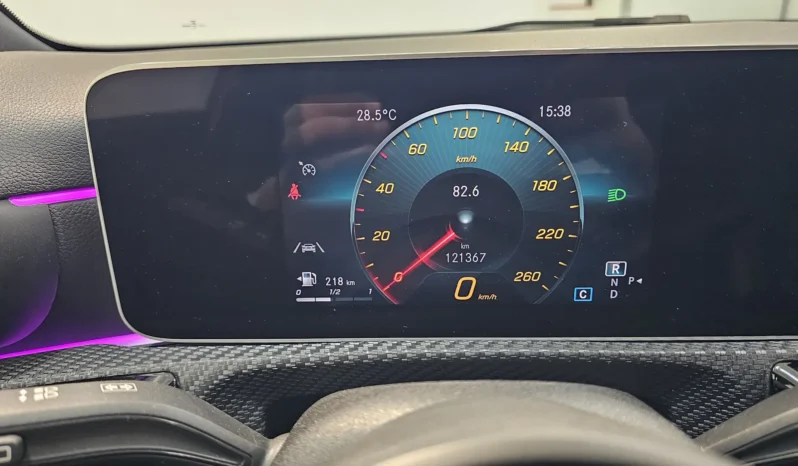
								Mercedes-Benz A 180 full									