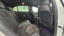
										Mercedes-Benz A 180 full									
