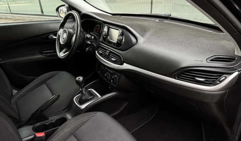 
								Fiat Tipo 1.6 M-Jet Easy 120cv full									