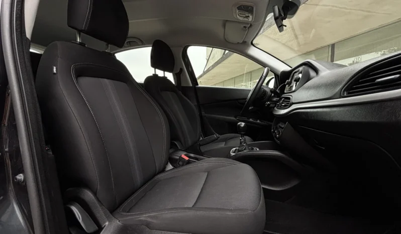 
								Fiat Tipo 1.6 M-Jet Easy 120cv full									