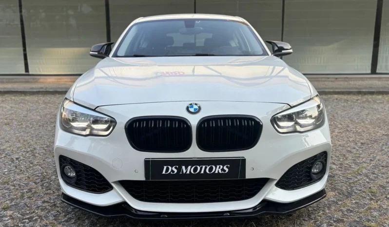 
								BMW 120 d xDrive Advantage full									
