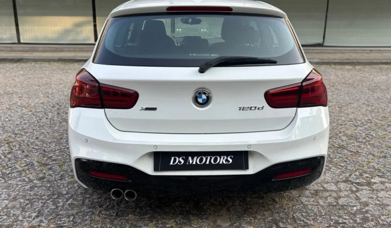 
								BMW 120 d xDrive Advantage full									
