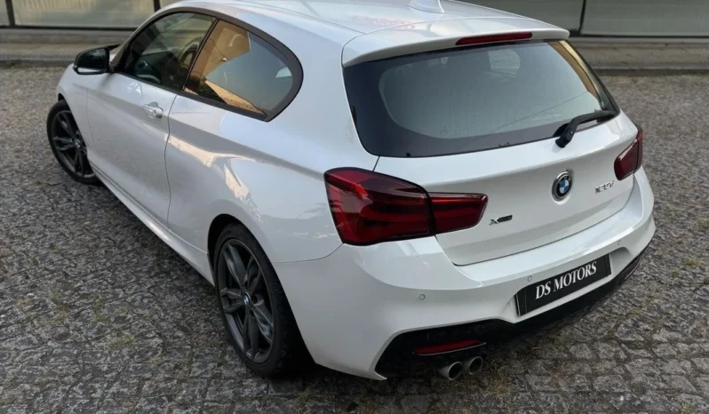 
								BMW 120 d xDrive Advantage full									