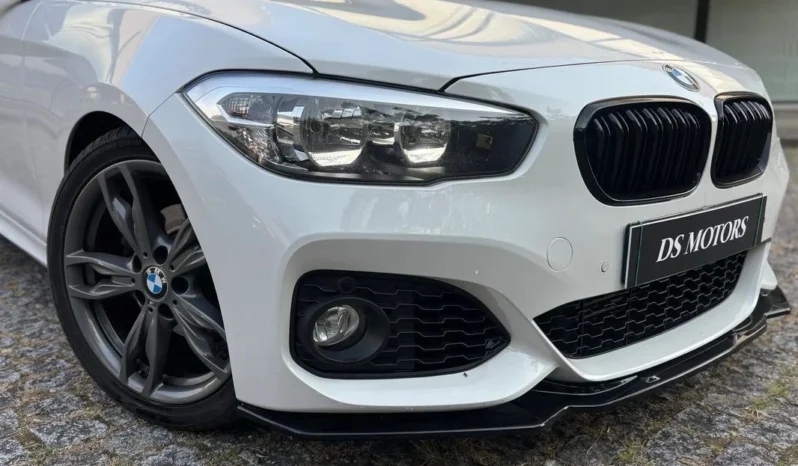 
								BMW 120 d xDrive Advantage full									